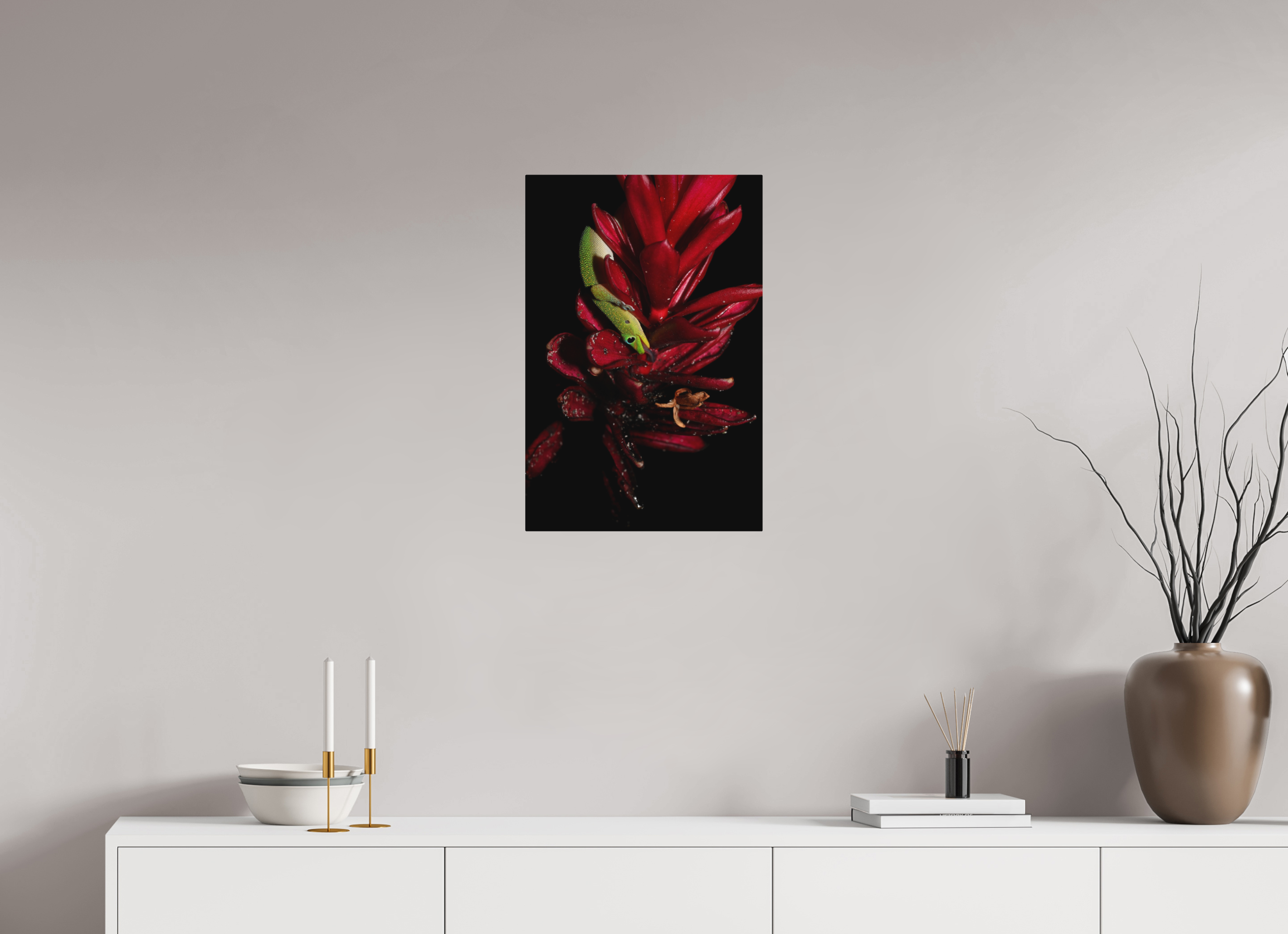16 x 24″, Direct Print on Aluminum with mounting hardware included. Gecko on Flower